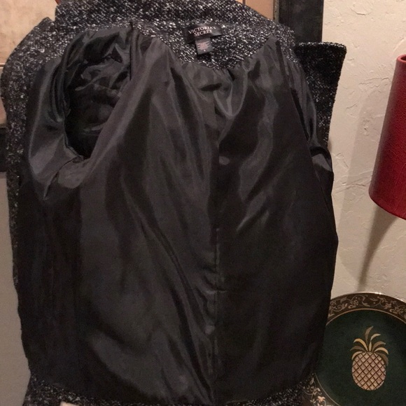 Victoria’s Secret coat - Picture 5 of 7